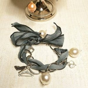 Charm bracelet